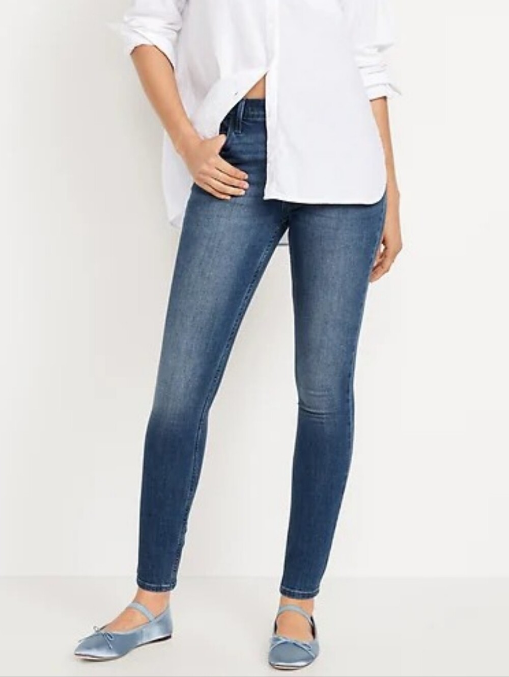 Old Navy Skinny Jeans in Medium Blue